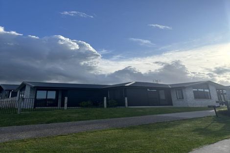 Photo of property in 25a Kiritiana Close, Pyes Pa, Tauranga, 3112