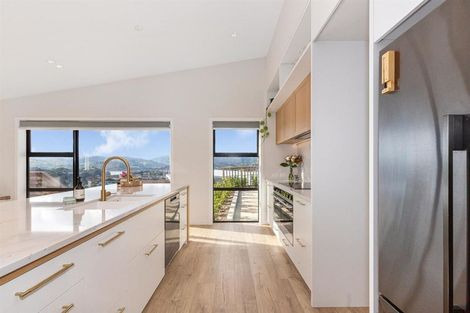 Photo of property in 65 Exploration Way, Whitby, Porirua, 5024