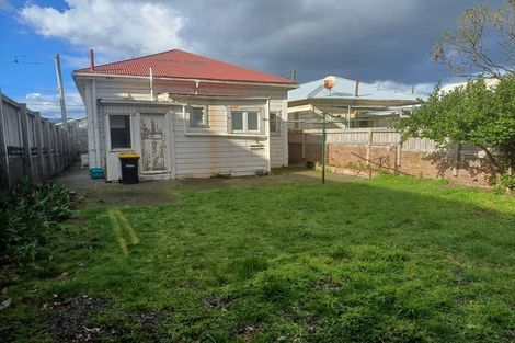 Photo of property in 52 Ross Street, Kilbirnie, Wellington, 6022