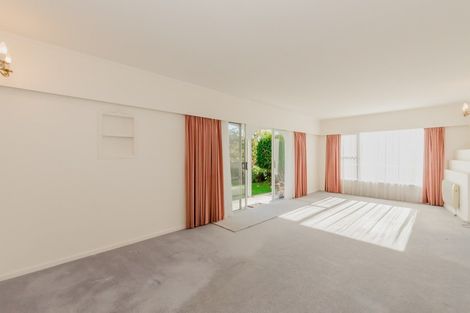 Photo of property in 2 Patterson Grove, Waikanae, 5036