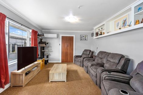 Photo of property in 15 Tauiwi Crescent, Hei Hei, Christchurch, 8042