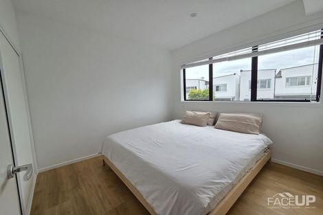 Photo of property in 53 Rangihina Road, Hobsonville, Auckland, 0616