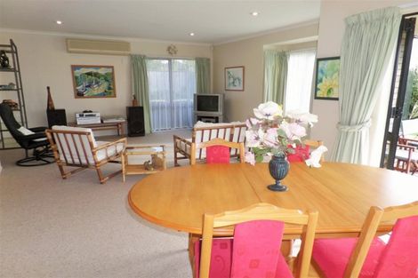 Photo of property in 6 Hawk Place, Welcome Bay, Tauranga, 3112