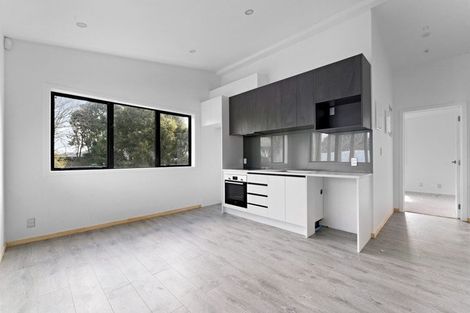 Photo of property in 7/122 Archibald Road, Kelston, Auckland, 0602