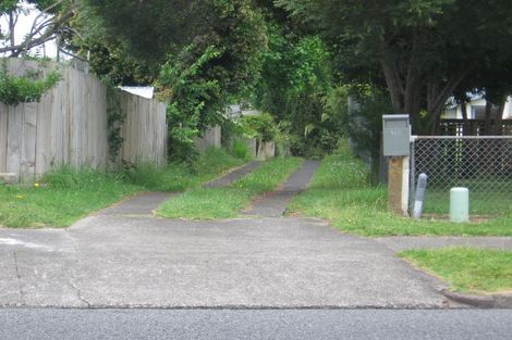 Photo of property in 149 Reeves Road, Pakuranga Heights, Auckland, 2010