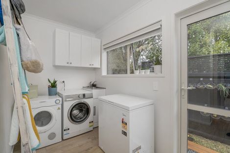 Photo of property in 56 Hahei Beach Road, Hahei, Whitianga, 3591