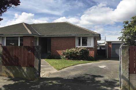 Photo of property in 11 Daniels Road, Redwood, Christchurch, 8051