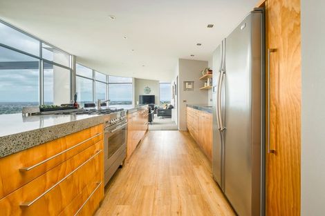 Photo of property in 36 Millhill Lane, Huntsbury, Christchurch, 8022