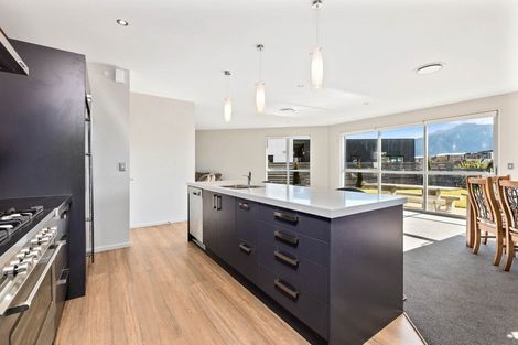 Photo of property in 5 Sunnyside Lane, Wanaka, 9305