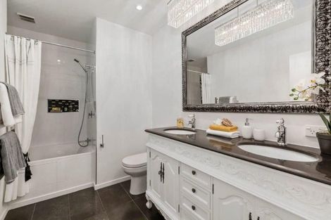 Photo of property in 2/34 Clifton Road, Herne Bay, Auckland, 1011