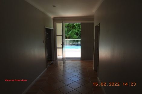 Photo of property in 6 David Beattie Place, Chatswood, Auckland, 0626