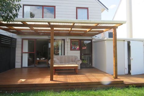 Photo of property in 10/19a Gray Avenue, Mangere East, Auckland, 2024