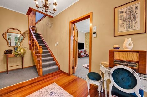 Photo of property in 70 Collins Street, Hawera, 4610