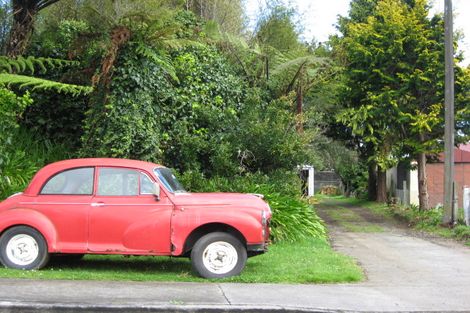 Photo of property in 1 Whakapaki Street, Urenui, 4375