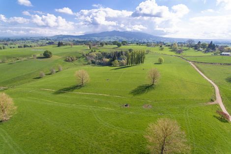 Photo of property in 129 Bell Road, Papamoa, 3187