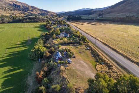 Photo of property in 431 Riverbank Road, Wanaka, 9382