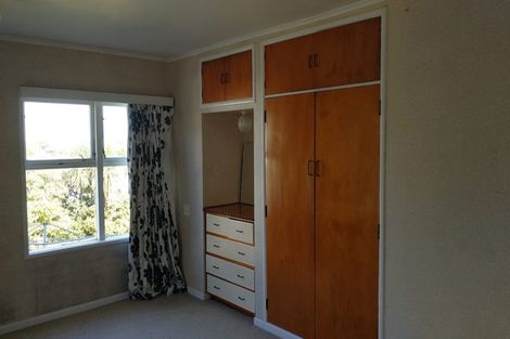 Photo of property in 25 Williamson Avenue, Belmont, Auckland, 0622