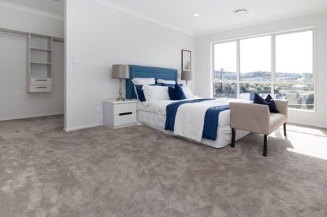 Photo of property in 104 Arran Point Parade, Orewa, 0931