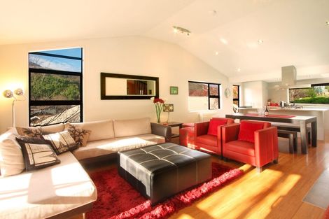 Photo of property in 19 Hood Crescent, Arrowtown, 9302