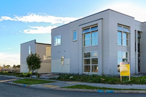 Photo of property in 10a Hollowout Street, Takanini, 2112