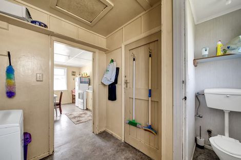 Photo of property in 182 Egmont Street, Patea, 4520