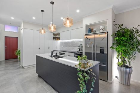 Photo of property in 4 Nohanga Lane, Hobsonville, Auckland, 0616