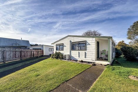 Photo of property in 4 Maple Place, Aramoho, Whanganui, 4500