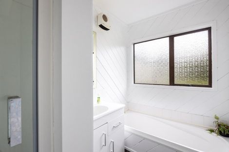 Photo of property in 24 Penrod Drive, Bell Block, New Plymouth, 4312