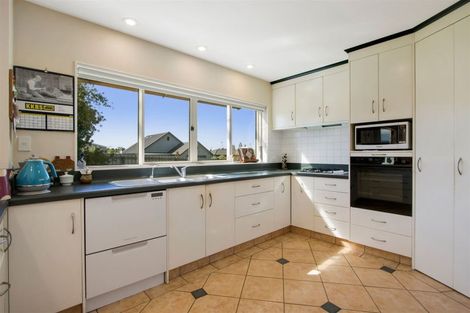 Photo of property in 10 Highfields Drive, Katikati, 3129