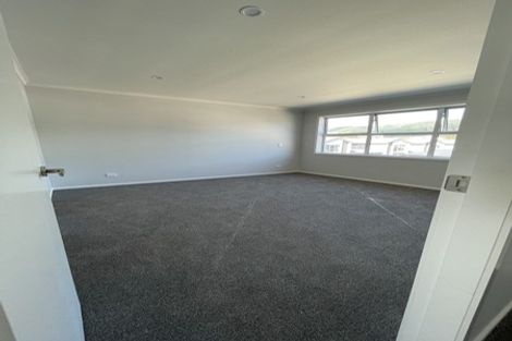 Photo of property in 20 Bluff Road, Kenepuru, Porirua, 5022