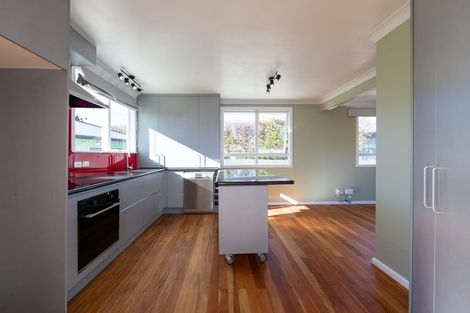 Photo of property in 1 Elliott Crescent, Havelock North, 4130