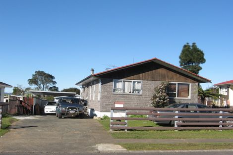 Photo of property in 19 Gambare Place, Wattle Downs, Auckland, 2103