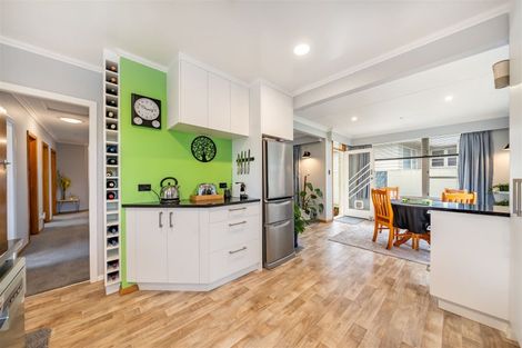 Photo of property in 53 Kashmir Avenue, Clouston Park, Upper Hutt, 5018