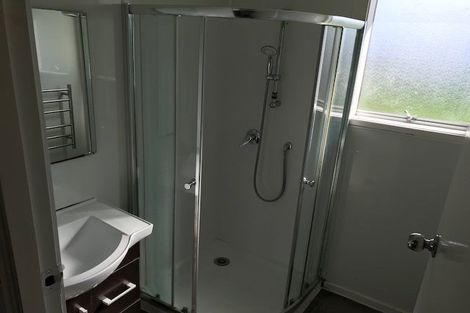 Photo of property in 3 Neems Place, Manurewa, Auckland, 2102