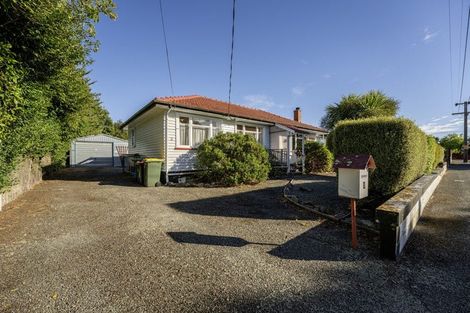 Photo of property in 2 Hughes Street, Waimate, 7924