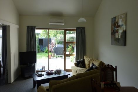 Photo of property in 76 Trafalgar Street, St Albans, Christchurch, 8014