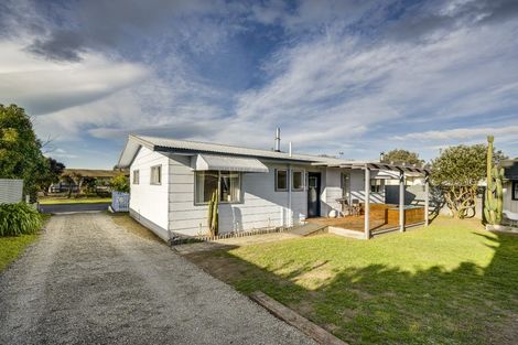 Photo of property in 6 Burton Crescent, Flaxmere, Hastings, 4120