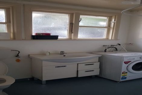 Photo of property in 185 Brockville Road, Brockville, Dunedin, 9011