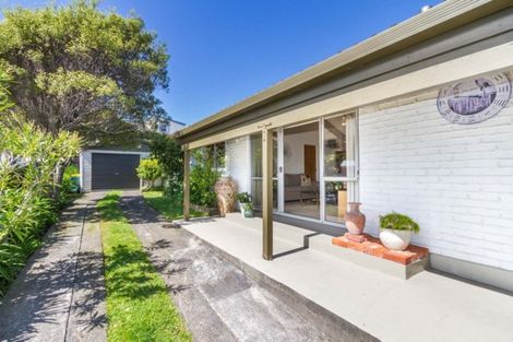 Photo of property in 464 Warspite Avenue, Ascot Park, Porirua, 5024