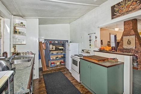 Photo of property in 21 George Street, Hikurangi, 0114