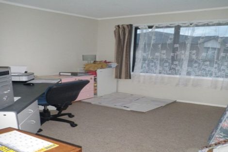 Photo of property in 19 Jadewynn Drive, Massey, Auckland, 0614