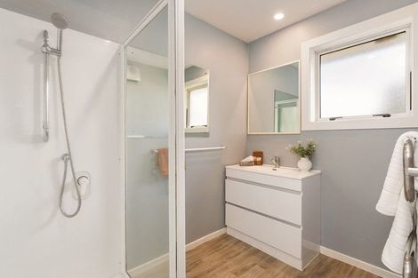 Photo of property in 102 Lowry Avenue, Redwood, Christchurch, 8051