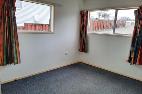 Photo of property in 105a Arran Road, Browns Bay, Auckland, 0630