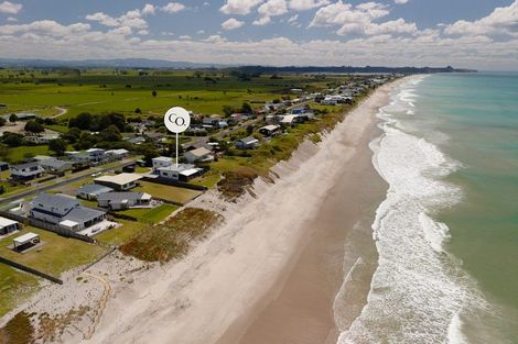 Photo of property in 103 Pukehina Parade, Pukehina, Te Puke, 3189