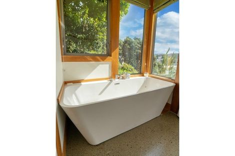 Photo of property in 300b Oriental Parade, Oriental Bay, Wellington, 6011