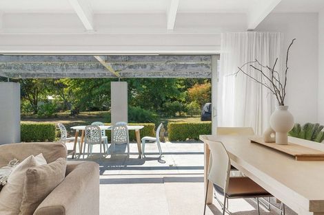 Photo of property in 1 Grey Street, Martinborough, 5711