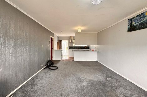 Photo of property in 2/43 Wyllie Road, Papatoetoe, Auckland, 2025