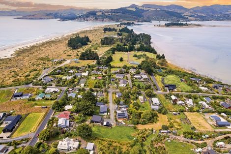 Photo of property in 29b Bay Road, Warrington, 9471