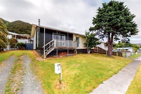 Photo of property in 1 Bunratty Grove, Wainuiomata, Lower Hutt, 5014