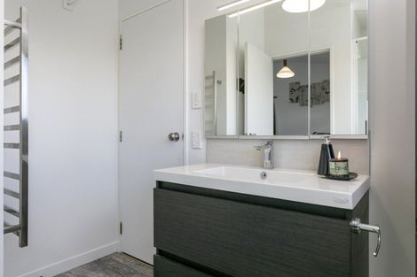 Photo of property in 2/17 Rhodes Fall, Rangatira Park, Taupo, 3330